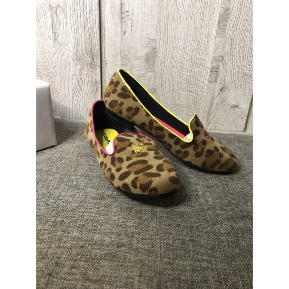 Women's Little Miss Matched Leopard Brown Fuzzy Flat Shoes Size 6 - Picture 1 of 8